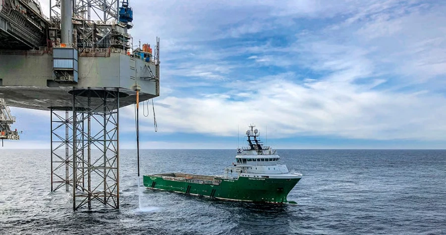 Proč je offshore kontejner mnohem dražší než standardní přepravní kontejner?